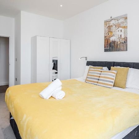 Top Floor Luxury 2 Bedroom St Albans Apartment - Free Wifi Eksteriør bilde