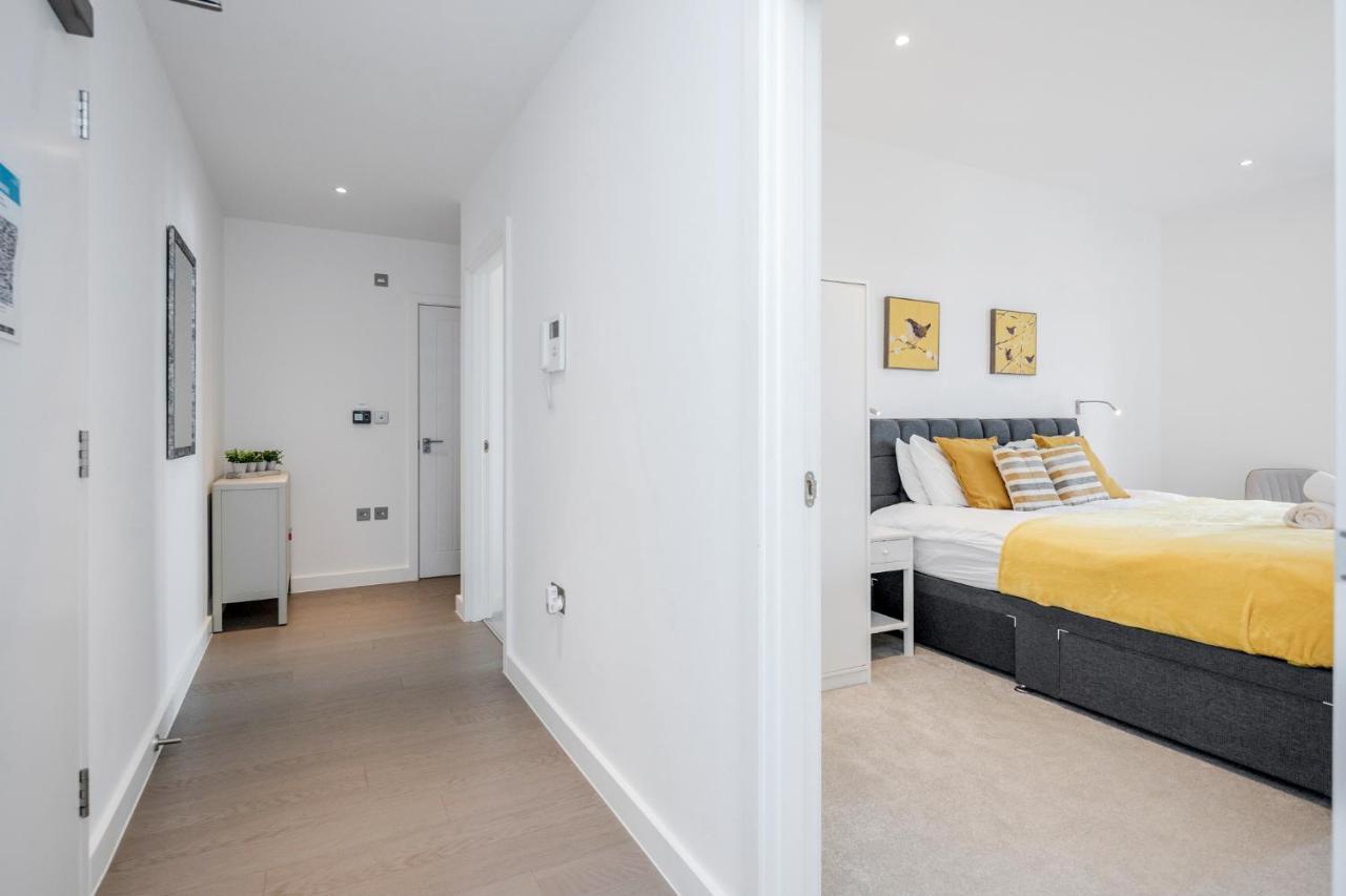 Top Floor Luxury 2 Bedroom St Albans Apartment - Free Wifi Eksteriør bilde